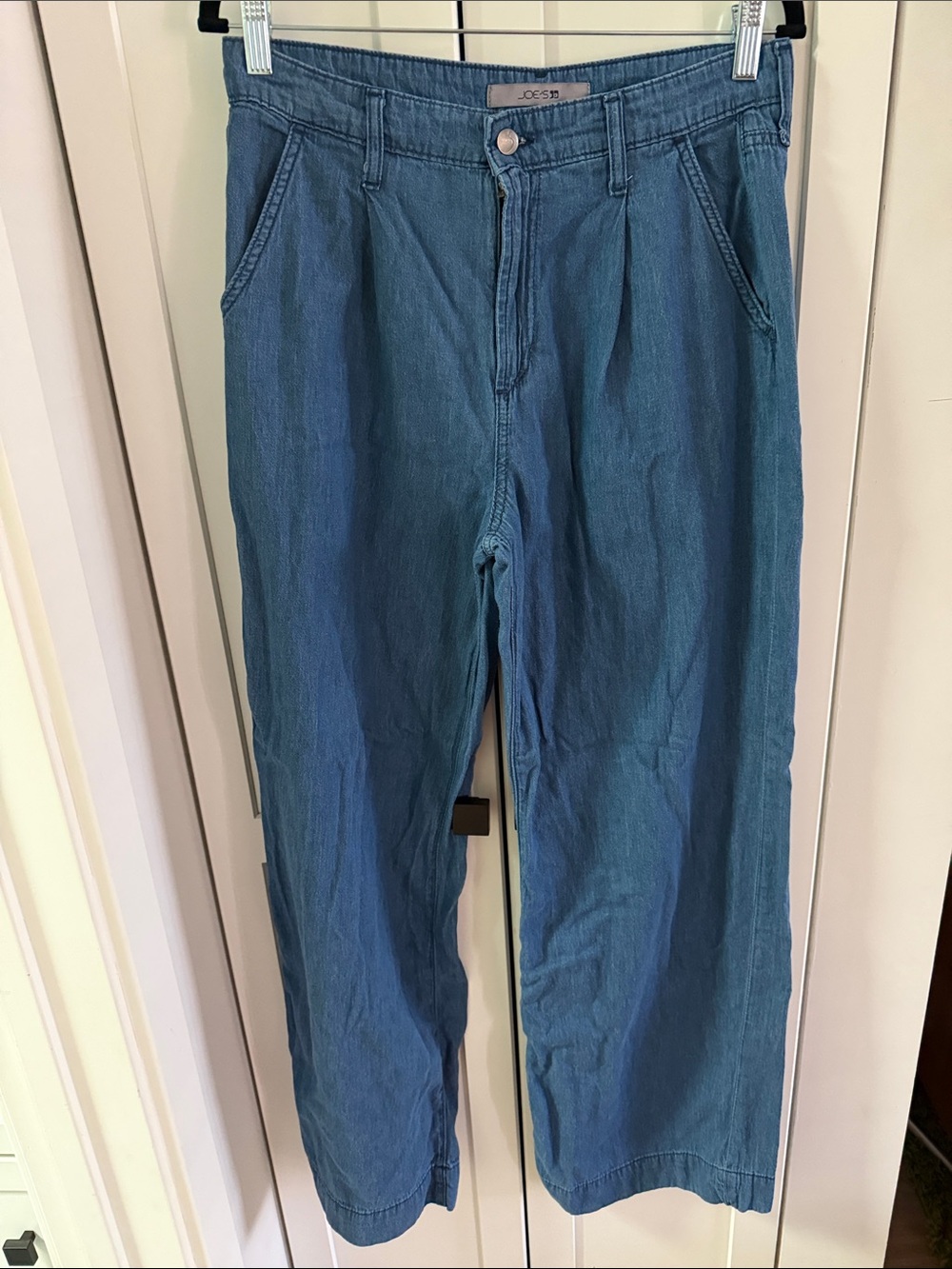 Joe’s wide leg pleated trouser